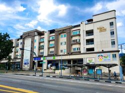 Thomson Imperial Court (D20), Retail #629307071